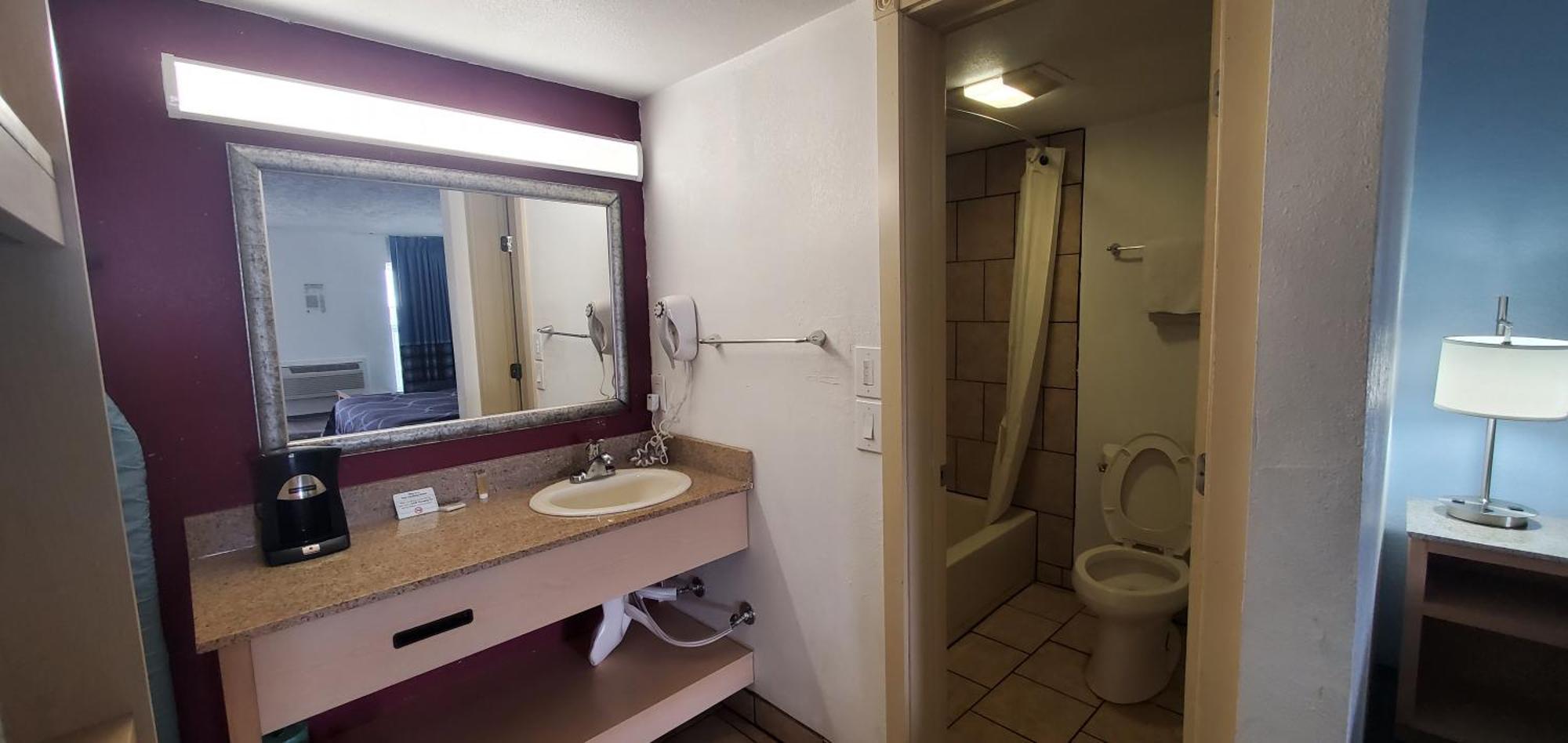 Super 8 By Wyndham City Of Moore Zewnętrze zdjęcie